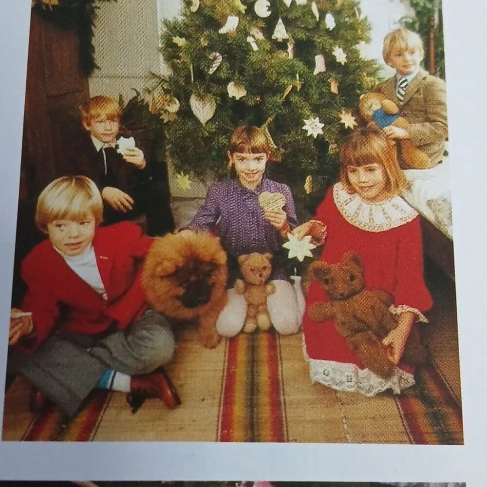 Vintage 80's Entertaining by MARTHA STEWART First Edition 24-30 RED Hardcover